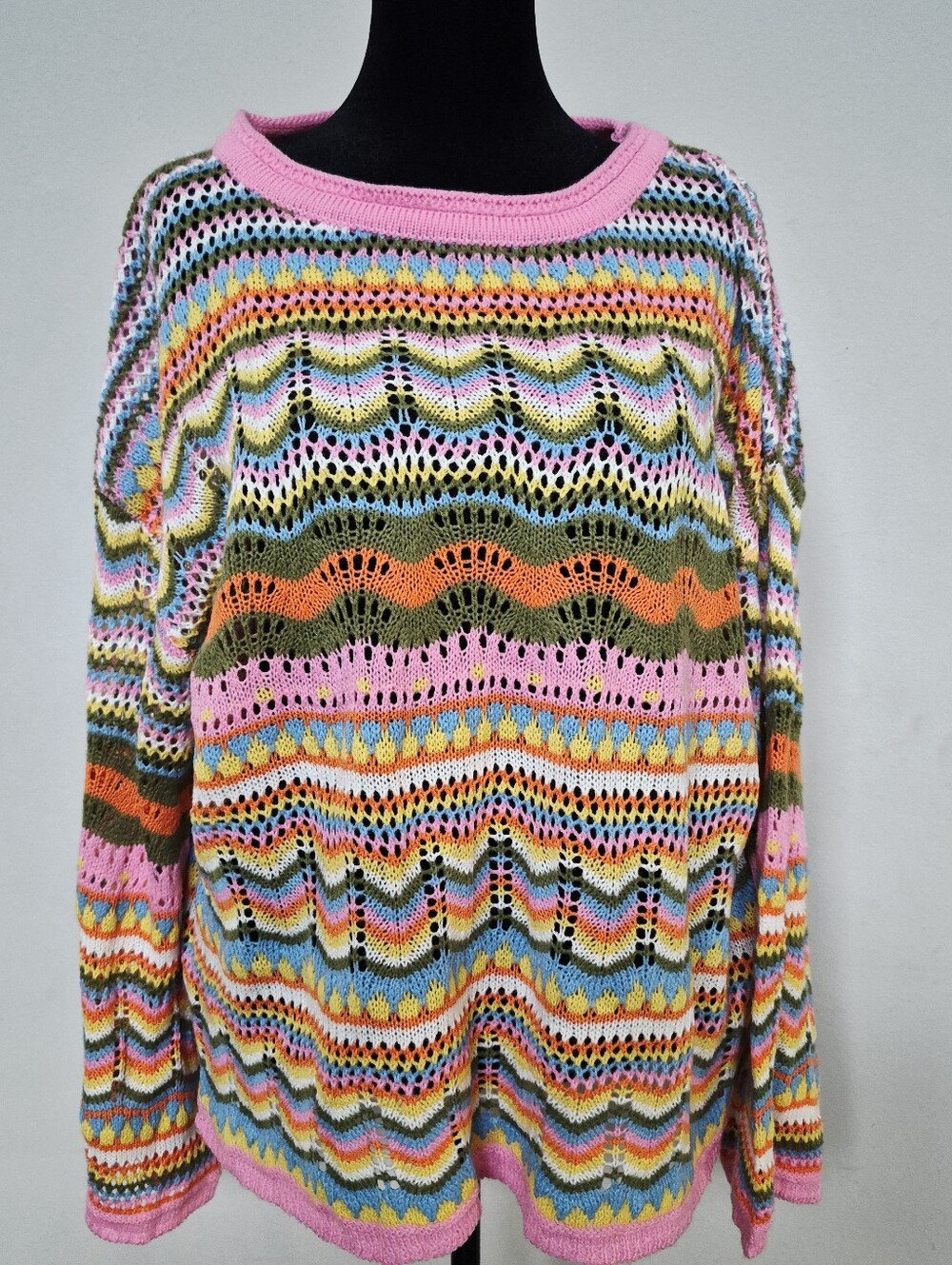 Multicolor Open-Knit Wave Pattern Sweater - Pink Trim Size 2XL